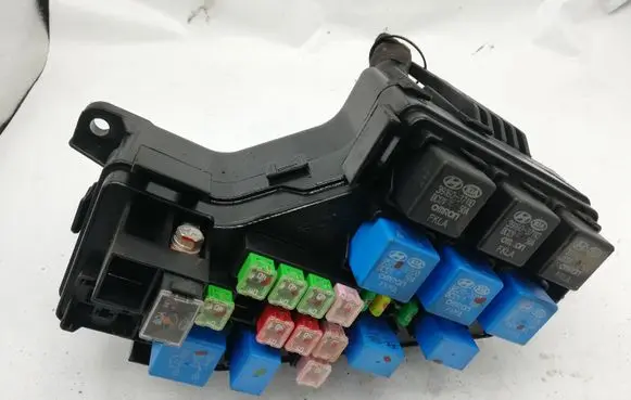 Hyundai ix 55 Fuse module 914513J112