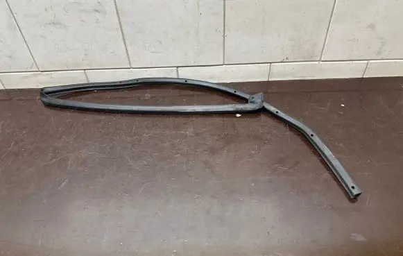 Honda HR-V Rubber seal rear door 1612140023U11