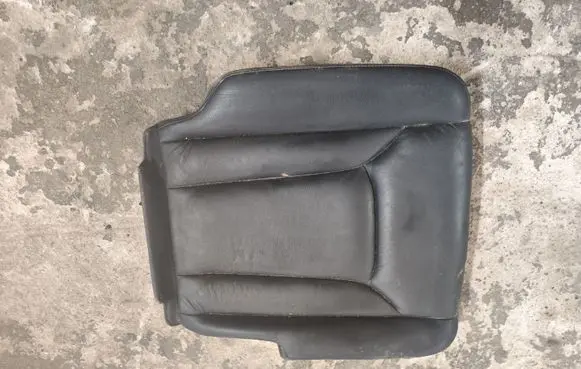 Audi Q7 4M Second row seats 4M0963555J