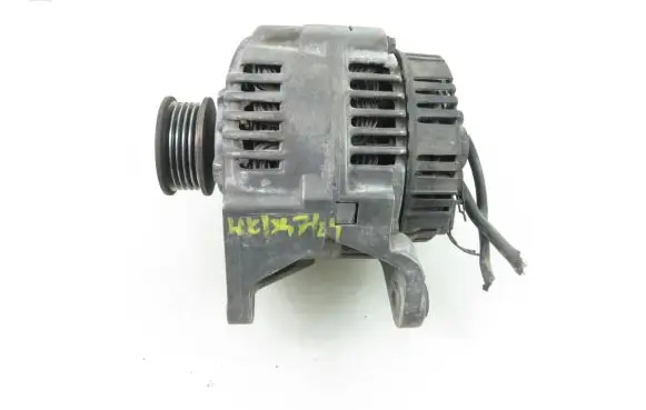 Audi A4 S4 B5 8D Generator/alternator