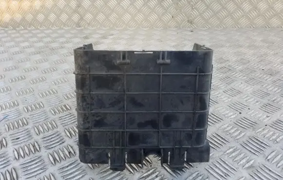Volkswagen PASSAT B6 Battery box tray 1K0915335