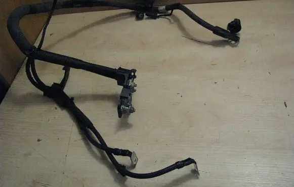 Hyundai i30 Negative earth cable (battery)