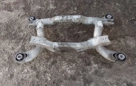 BMW 7 E65 E66 Rear subframe 6768609