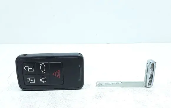 Volvo V70 Ignition key/card 30710778