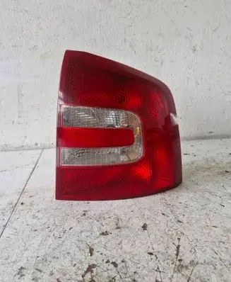 Skoda Octavia Mk2 (1Z) Rear/tail lights