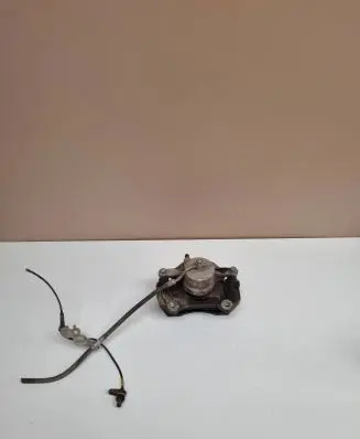 Hyundai Tucson TL Front brake caliper 8172