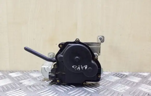 Fuel tank cap lock motor