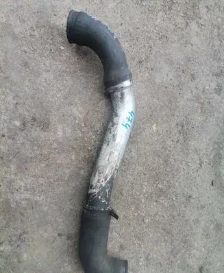 BMW 5 E39 Intercooler hose/pipe