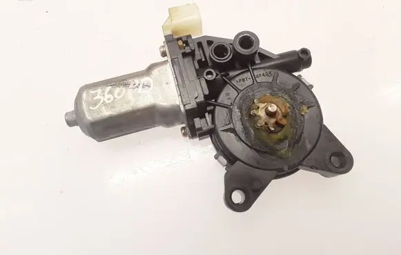 KIA Carnival Front door window regulator motor 824604D000 2621003570