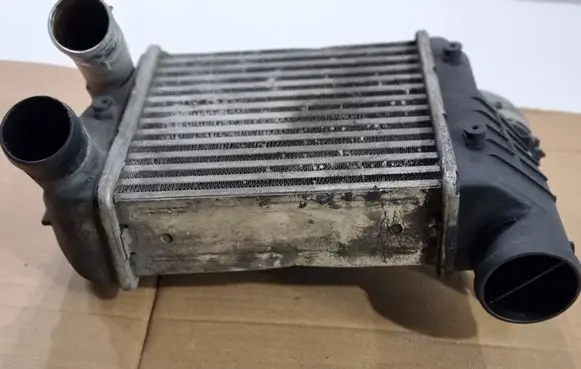 Audi A6 S6 C6 4F Intercooler radiator