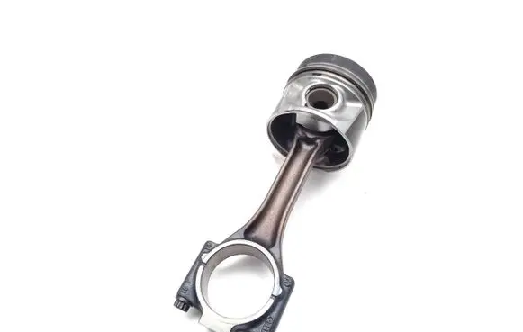 Volkswagen Polo V 6R Piston with connecting rod CFWA