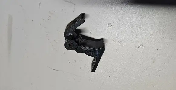 Audi A6 S6 C7 4G Rear door lower hinge 4G0831401A