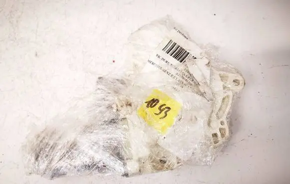Mercedes-Benz E W212 Front door window regulator motor A2079061300
