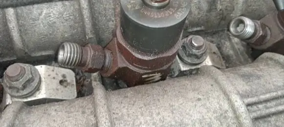 Alfa Romeo 159 Fuel injector 0445110213