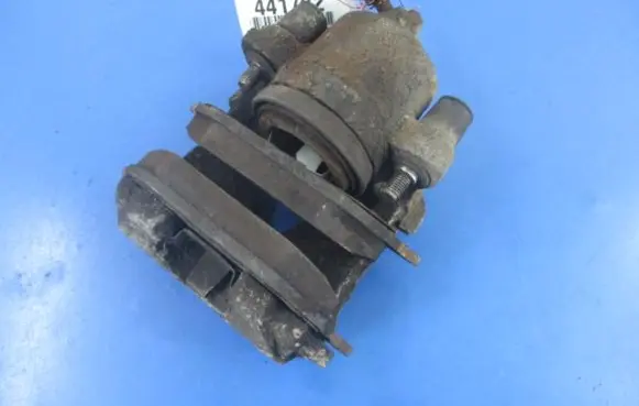 Volkswagen Fox Front brake caliper