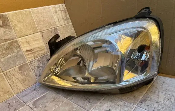 Opel Combo C Headlight/headlamp 89312815
