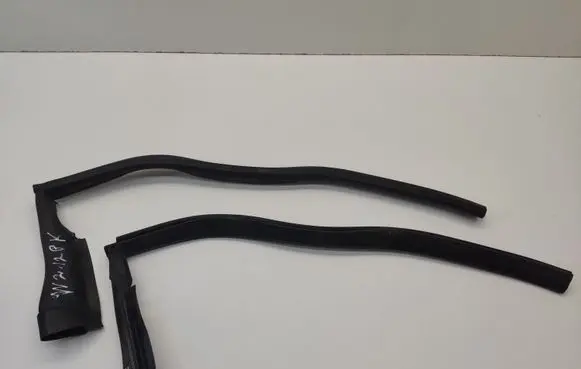 Mercedes-Benz E W212 Engine compartment rubber A2126280598
