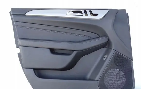 Mercedes-Benz ML W166 Front door card panel trim