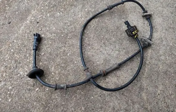 Chrysler Voyager ABS rear brake sensor 04721040AF