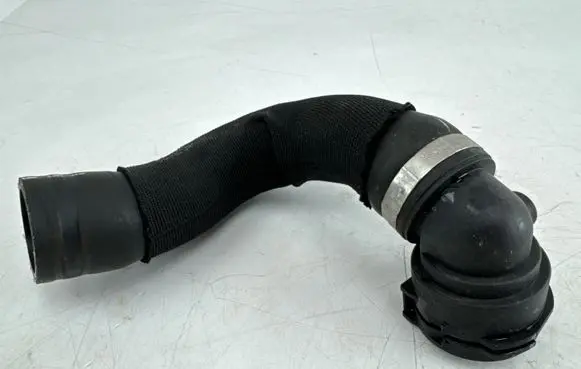 Mini One - Cooper F56 F55 Engine coolant pipe/hose 13876010