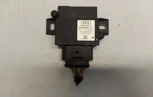 Porsche Macan (95B) Fuel pump relay 4G0906093H-JLK01