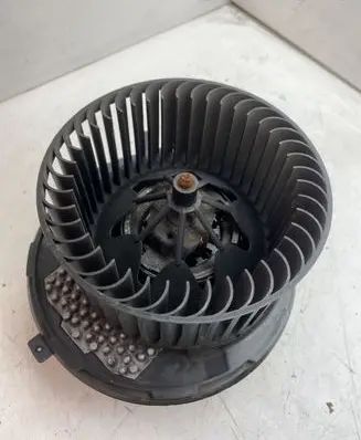 Volkswagen Scirocco Heater fan/blower 1K1820015P 3C0907521G