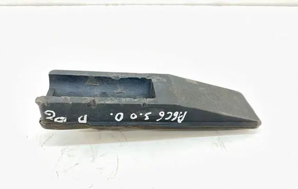 Audi A6 Allroad C6 Jacking socket point 4F0802847