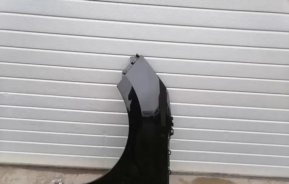 Renault Espace V (RFC) Fender 631012210R 631015540R 631019530R