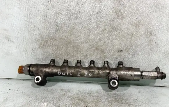 Mitsubishi Outlander Fuel main line pipe 07m10601 07m00571 10123802911