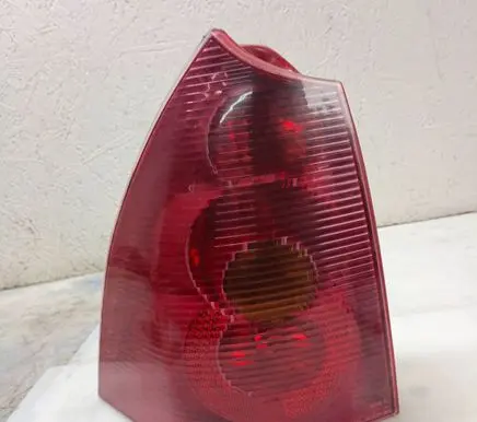 Peugeot 307 Rear/tail lights 89026198