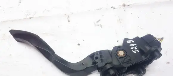 Citroen C-Crosser Accelerator throttle pedal