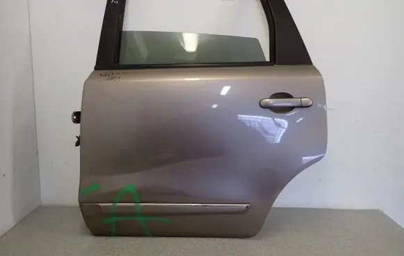 Nissan Note (E11) Rear door 