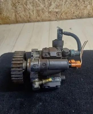 Ford Fusion Fuel injection high pressure pump 9651590880 FTP619810 A2C20000727