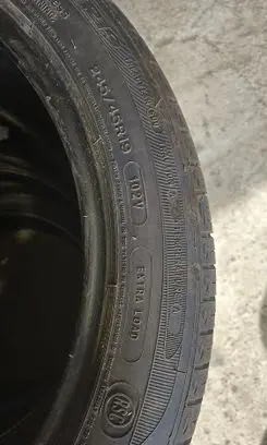 BMW 6 G32 Gran Turismo R19 summer tire 24545R19