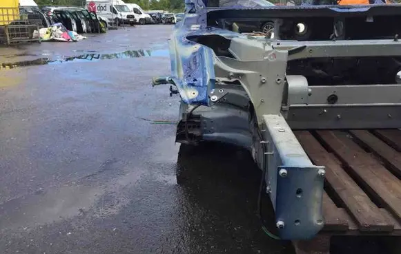 Tesla Model S Front quarter panel 