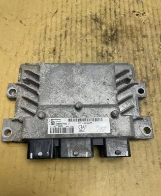 Ford Fiesta Engine control unit/module S180047003F 8V2112A650TF