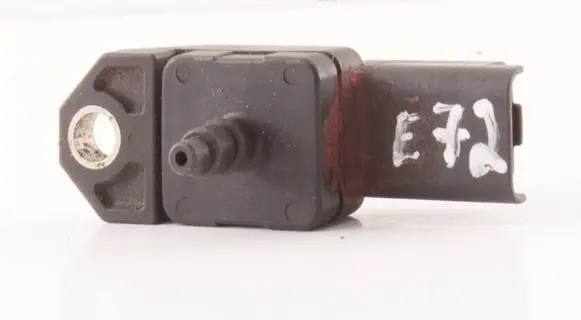 Peugeot 407 Air pressure sensor 9639027480 0798005600