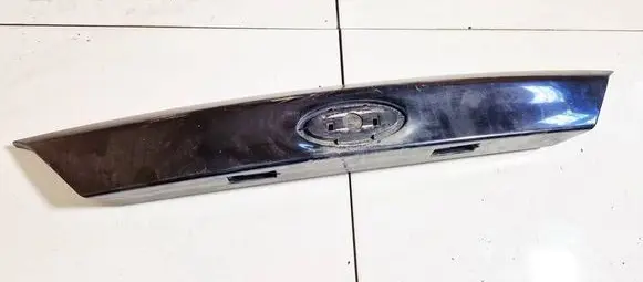 Ford Grand C-MAX Trunk door license plate light bar du9ta