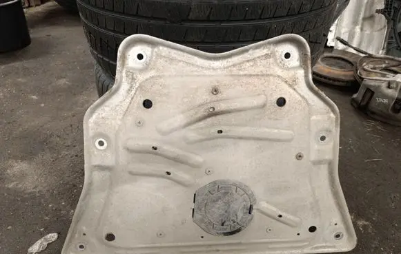 BMW X5 F15 Engine splash shield/under tray 6853814
