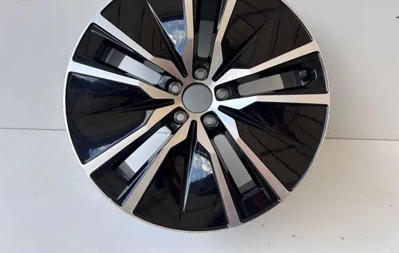 Volvo XC90 R19 alloy rim 31680216