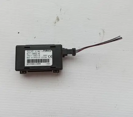 Ford Transit Aerial antenna amplifier 6C1T15K602AE VP6C1F15K602AE RVA001C88