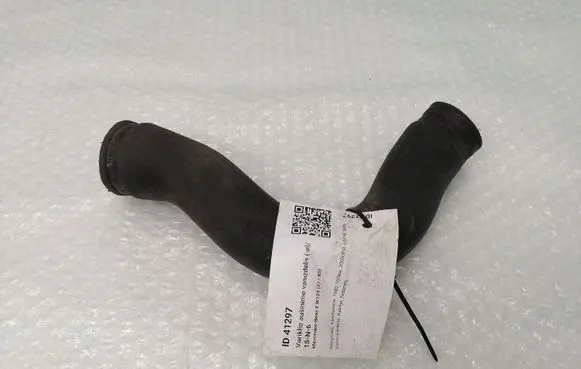 Mercedes-Benz E W123 Engine coolant pipe/hose