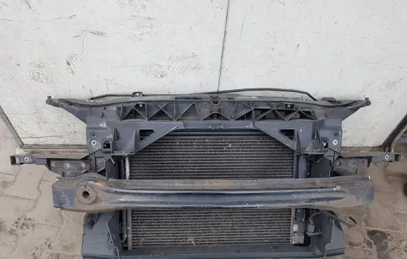 Seat Leon (1P) Radiator support slam panel 1P0805588B