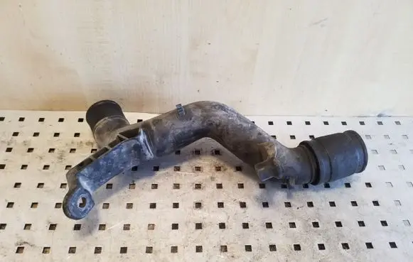Toyota Avensis T220 Intercooler hose/pipe