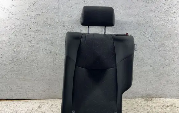 Toyota RAV 4 (XA50) Rear seat 