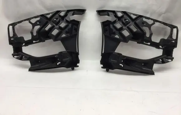 Volkswagen Golf VII Front bumper mounting bracket 5G0807724F 5G0807723F