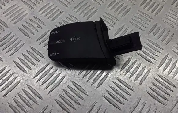 Ford C-MAX I Multifunctional control switch/knob 