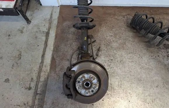 Nissan X-Trail T32 Front suspension assembly kit set 