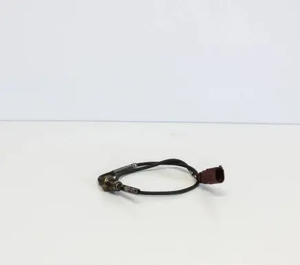 Volkswagen Golf Plus Oil temperature sensor 03G906088K