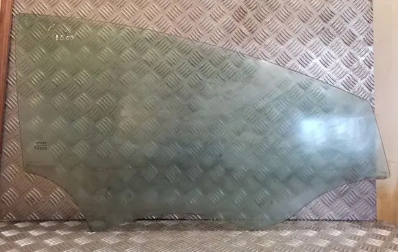 Seat Leon (1P) Front door window glass four-door 43R001582